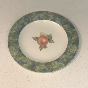 Elegant Green and White Dinner Plate
